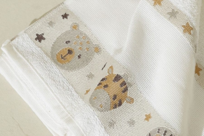Toalha de Banho Infantil Safari Branca Jacquard 100% Algodão
