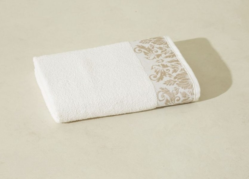 Toalha de Banho Branca 330g Bordado Viena 100% Algodão