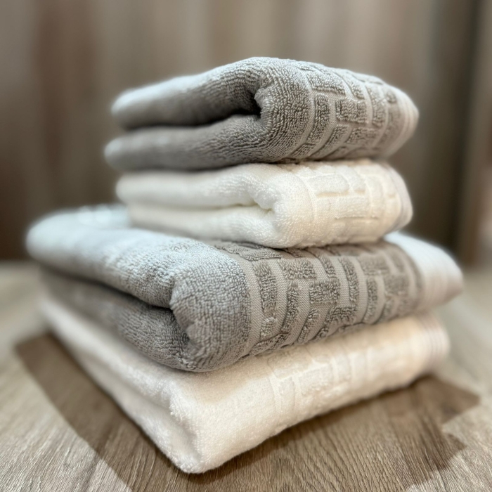 Kit 2 Toalhas Banho e 2 Toalhas Rosto Branca/Cinza Super Soft Macia - Imagem 5