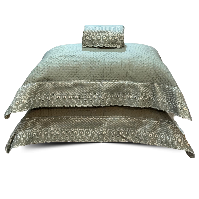 Par Porta Travesseiro Bordado Inglês Verde Toque Acetinado